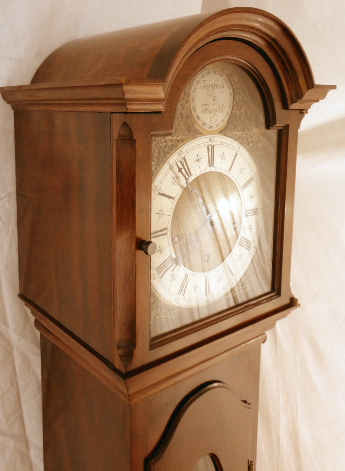 Nice quality mahogany Westminster quarter chime grandaughter clock